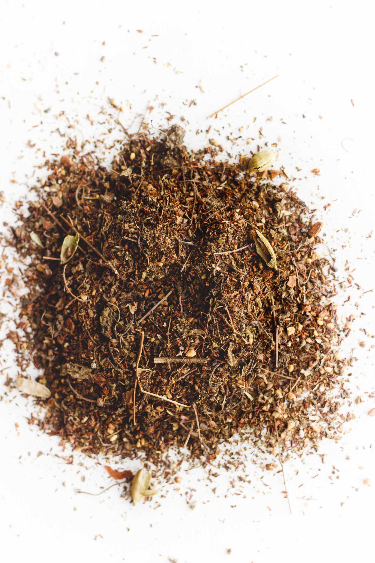 Cardamom, cinnamon, star anise and ginger chai spices