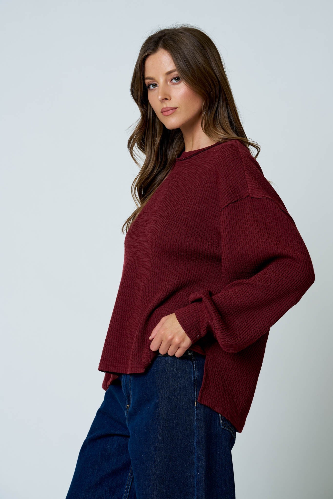 Textured Exposed Seam Long Extended Sleeve Knit Top - Burgundy