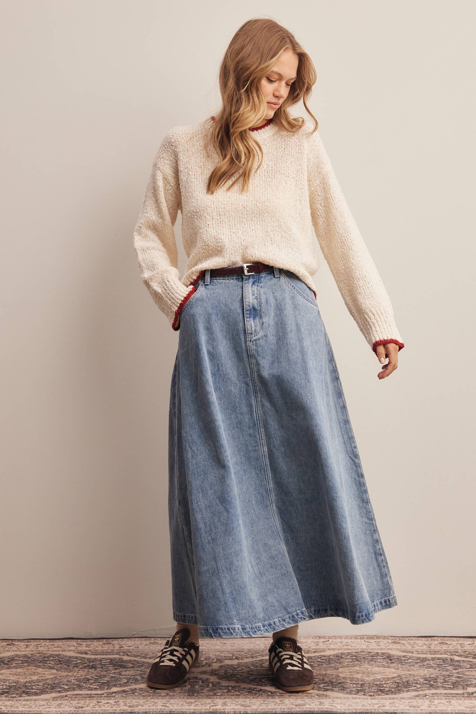 Contrast Trim Bouclé Sweater in Ivory – 11