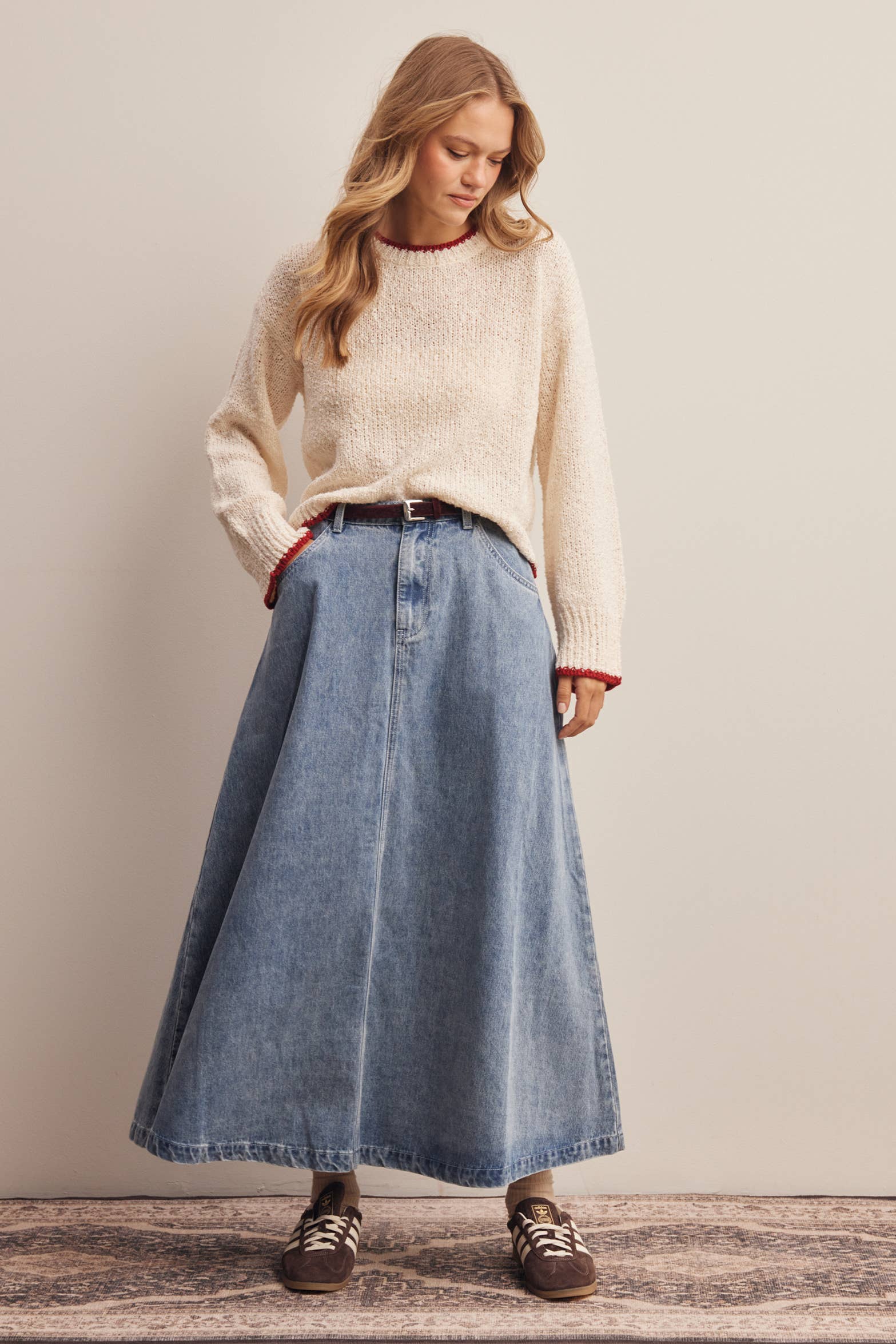 Contrast Trim Bouclé Sweater in Ivory – 10