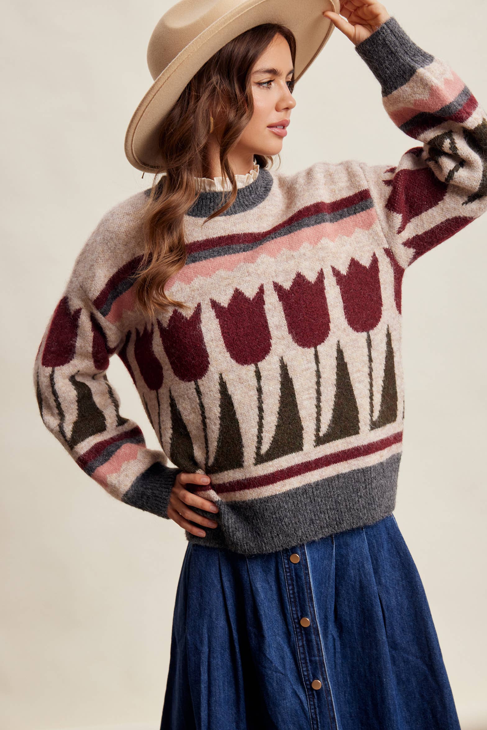 Tulip Pattern Knit Sweater in Charcoal – 2