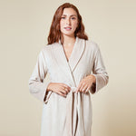 Serenity wrap robe in Coco, detail