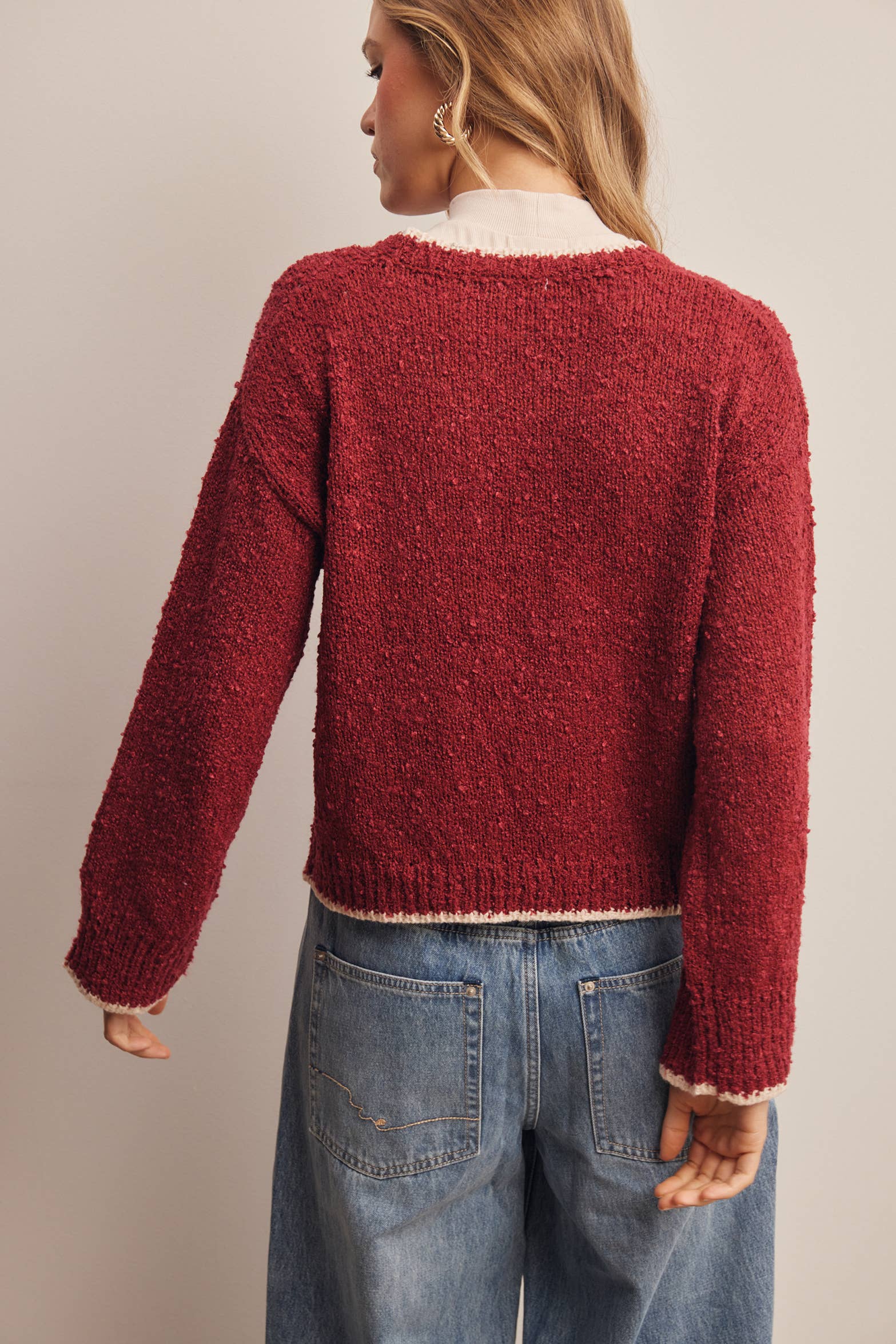 Contrast Trim Bouclé Sweater in Wine – 7
