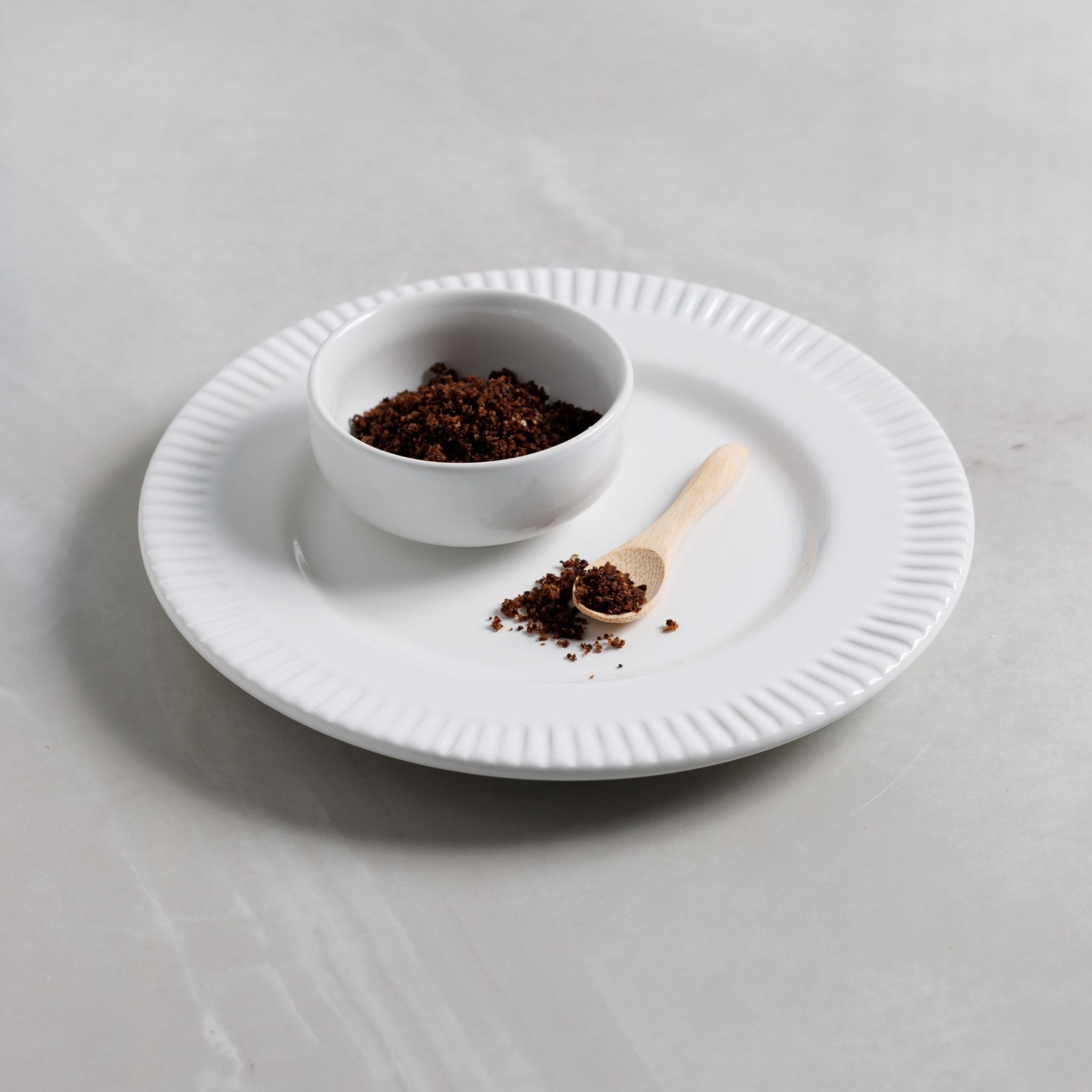 s.a.l.t. sisters Black Garlic Sea Salt