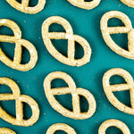 Winnie Lou Greens & Cheddar Pretzels dog treats