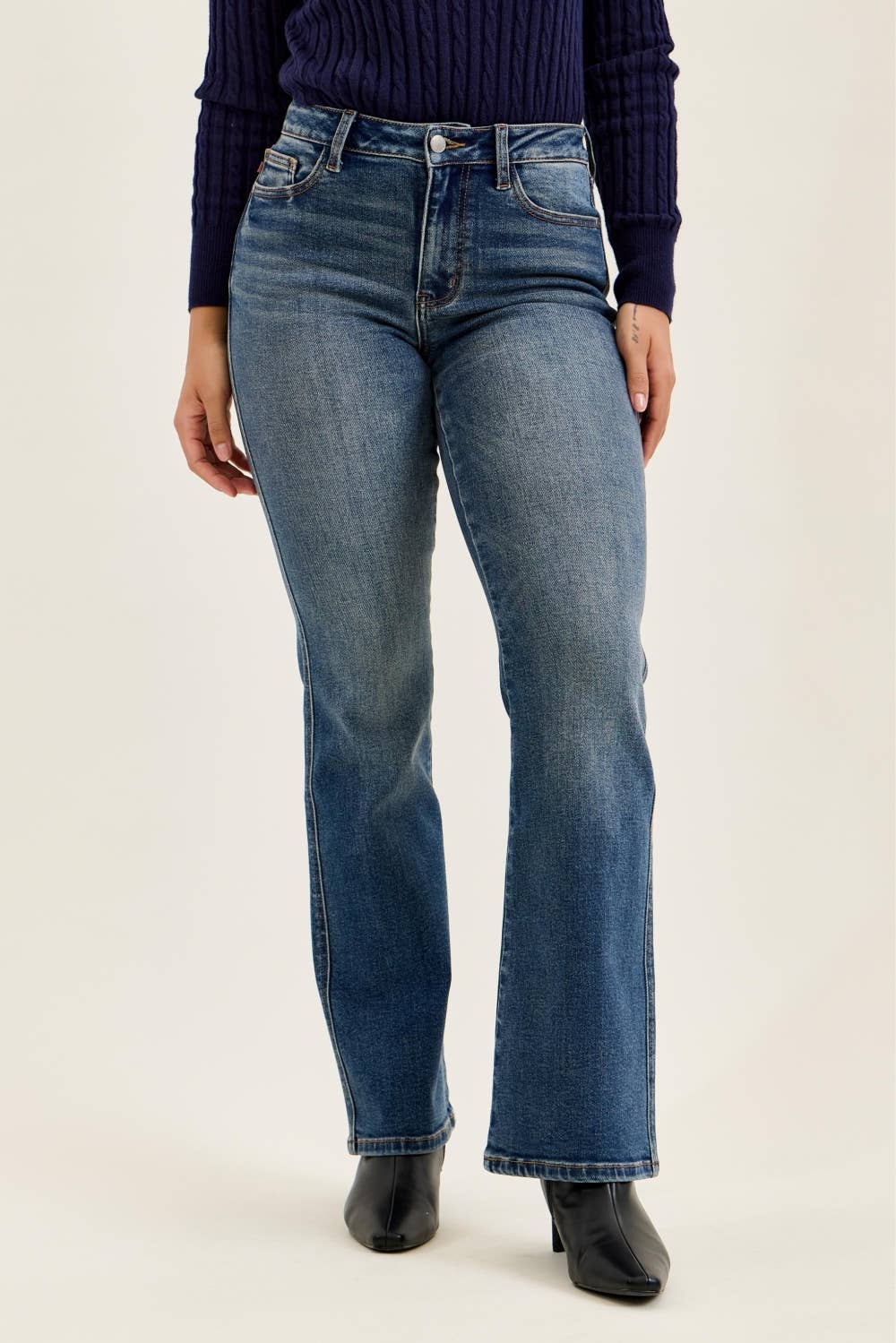 Judy Blue Daisy mid-rise bootcut jeans in Dusk Rider indigo wash