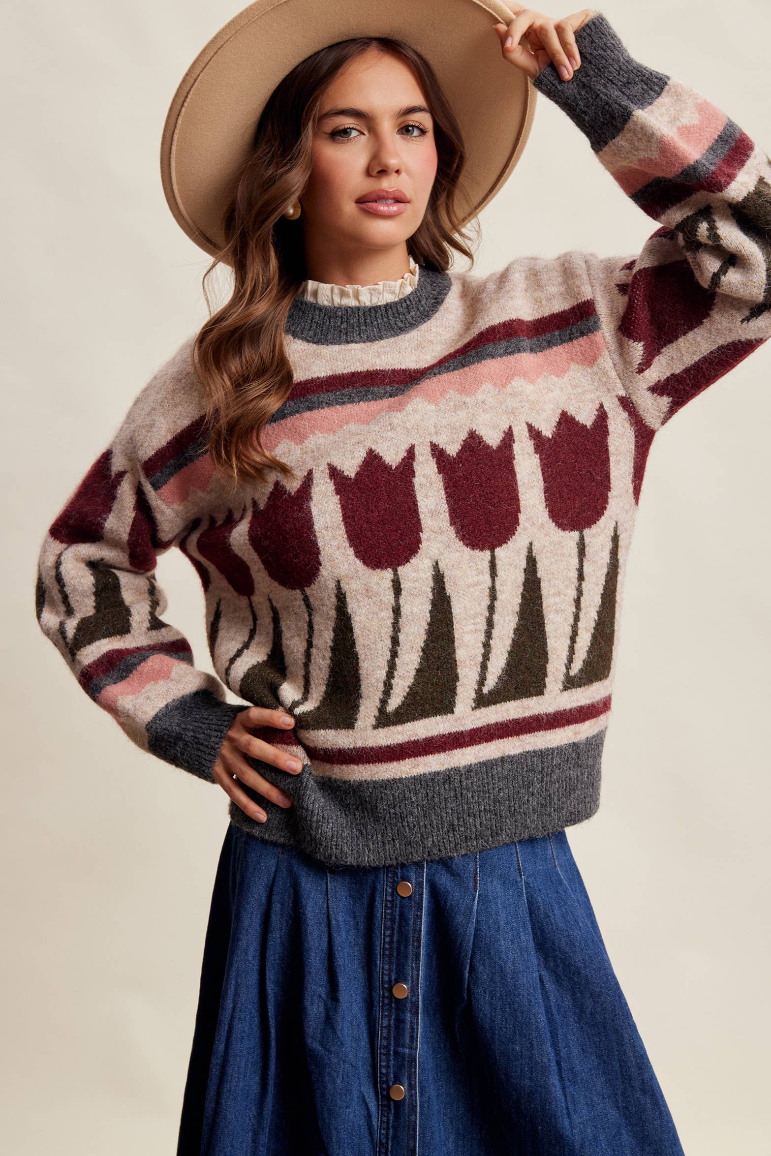 Tulip Pattern Knit Sweater in Charcoal – 1