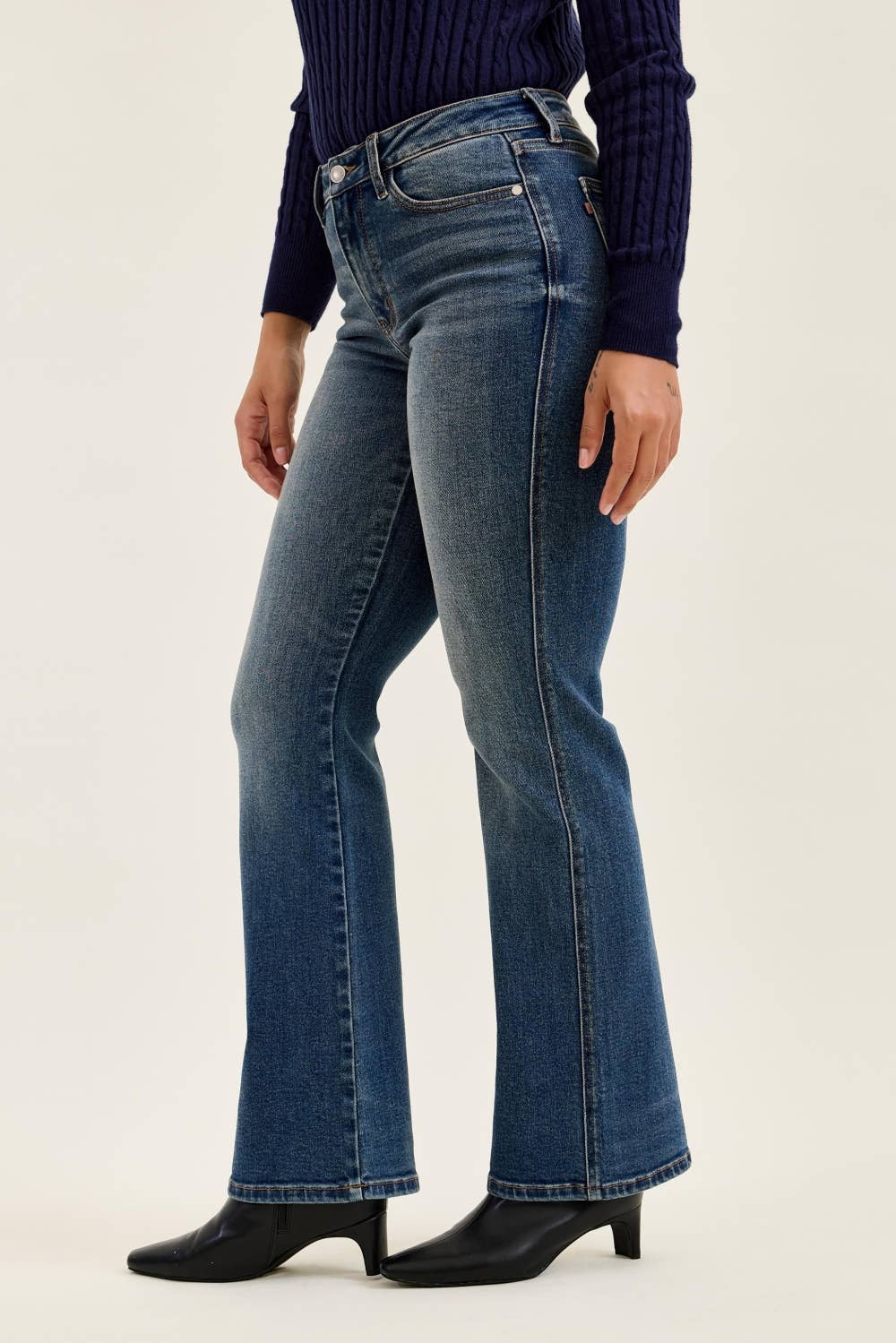 Judy Blue Daisy mid-rise bootcut jeans in Dusk Rider indigo wash